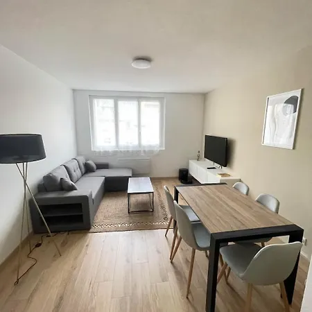 Horizon Apartment *